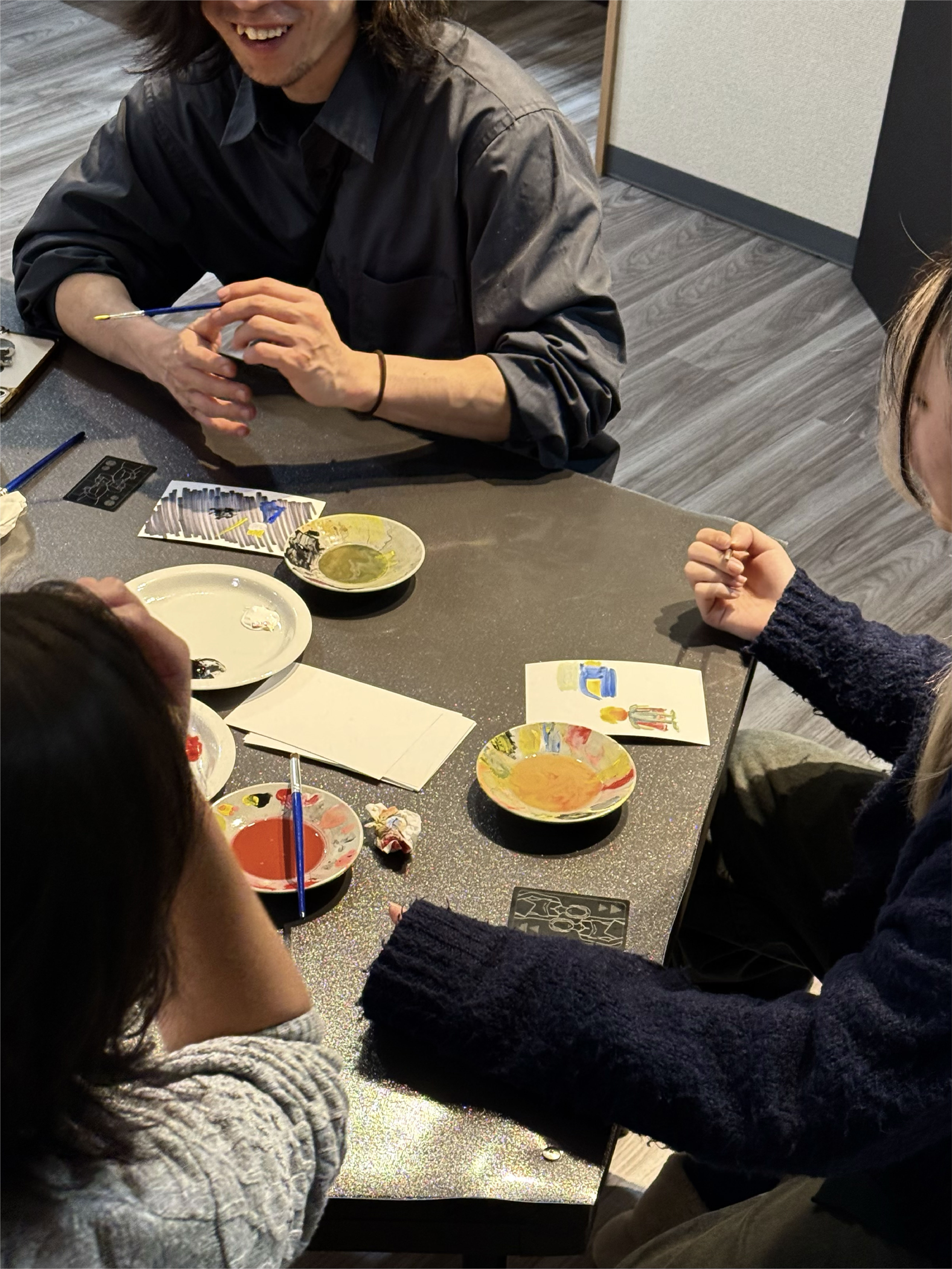 社交的なゲームで楽しく学ぶ